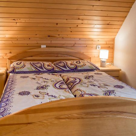 Apartments Stros Бохінь Екстер'єр фото